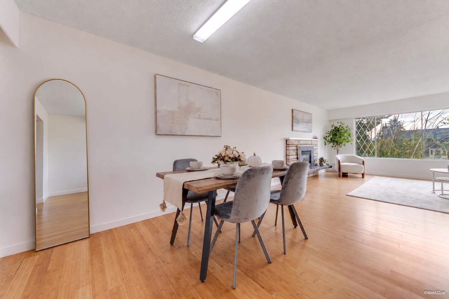 10351 Amethyst Avenue, Richmond, BC