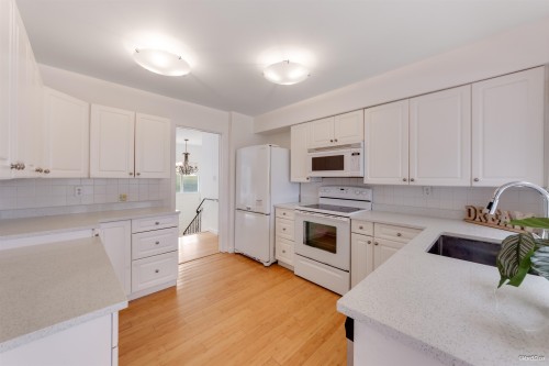 10351 Amethyst Avenue, Richmond, BC 