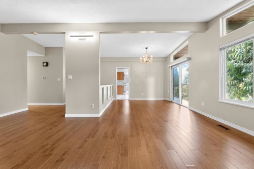 469 Laurentian Crescent, Coquitlam, BC 