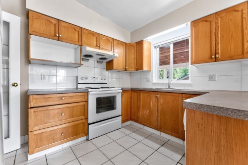 469 Laurentian Crescent, Coquitlam, BC 