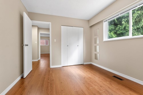 469 Laurentian Crescent, Coquitlam, BC 