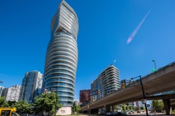 2001-89 Nelson Street Vancouver, BC V6Z 0E7