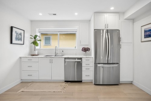2780 8Th Avenue E, Vancouver, BC 