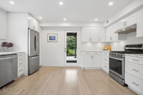 2780 8Th Avenue E, Vancouver, BC 