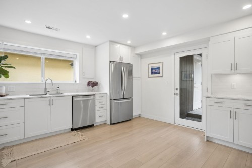 2780 8Th Avenue E, Vancouver, BC 