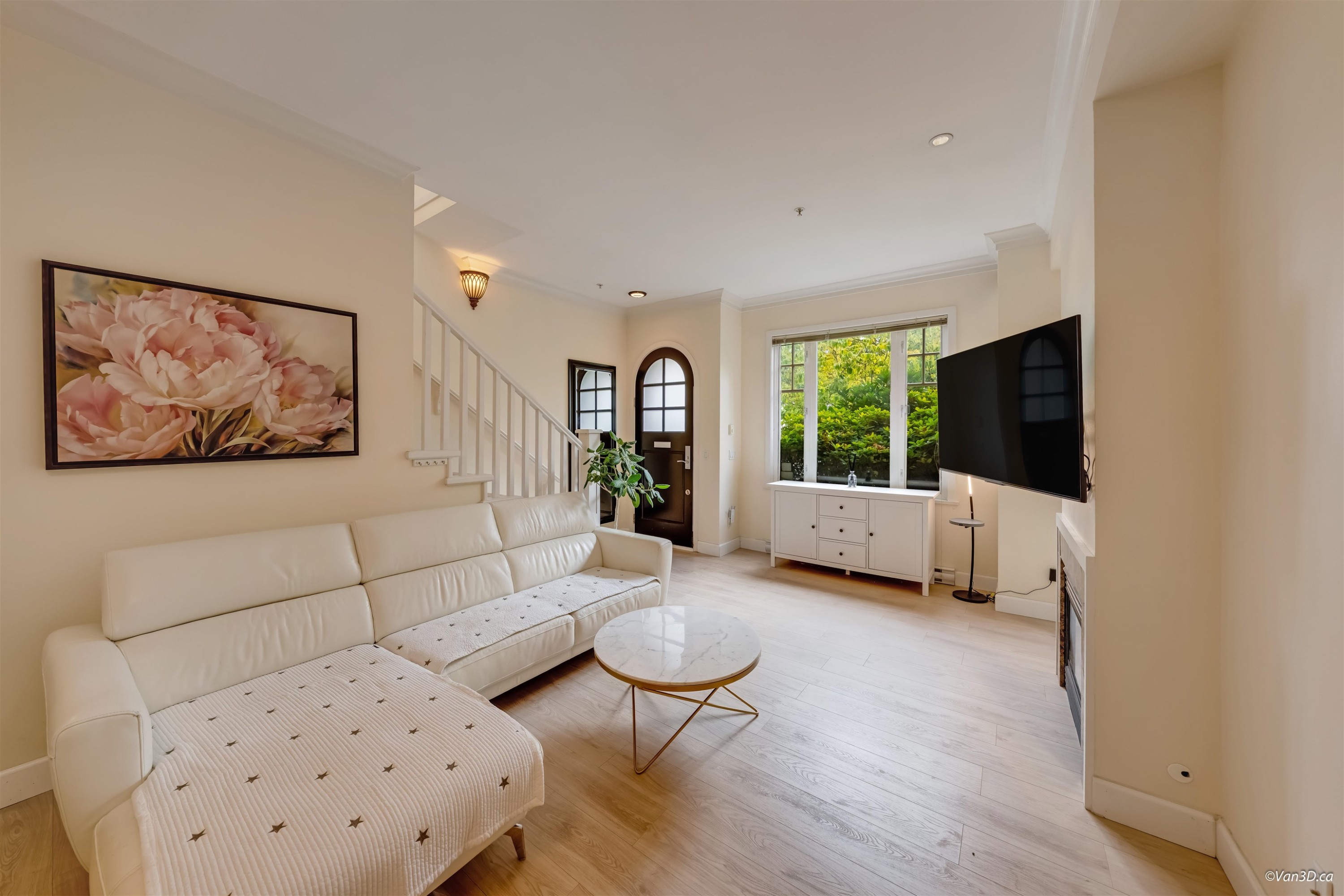 989 38Th Avenue W, Vancouver, BC