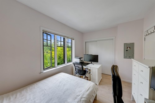 989 38Th Avenue W, Vancouver, BC 