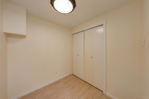 989 38Th Avenue W, Vancouver, BC 
