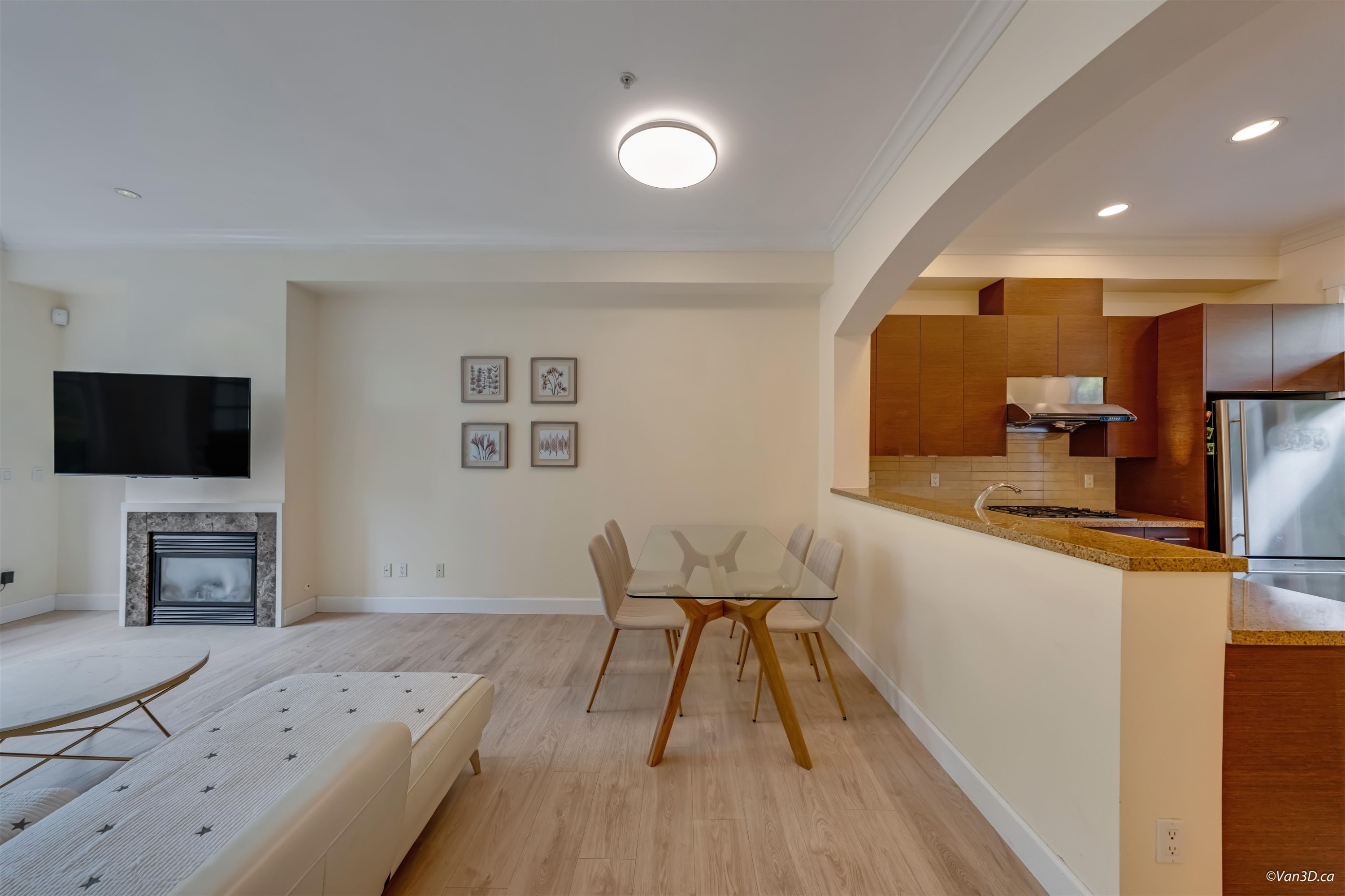 989 38Th Avenue W, Vancouver, BC