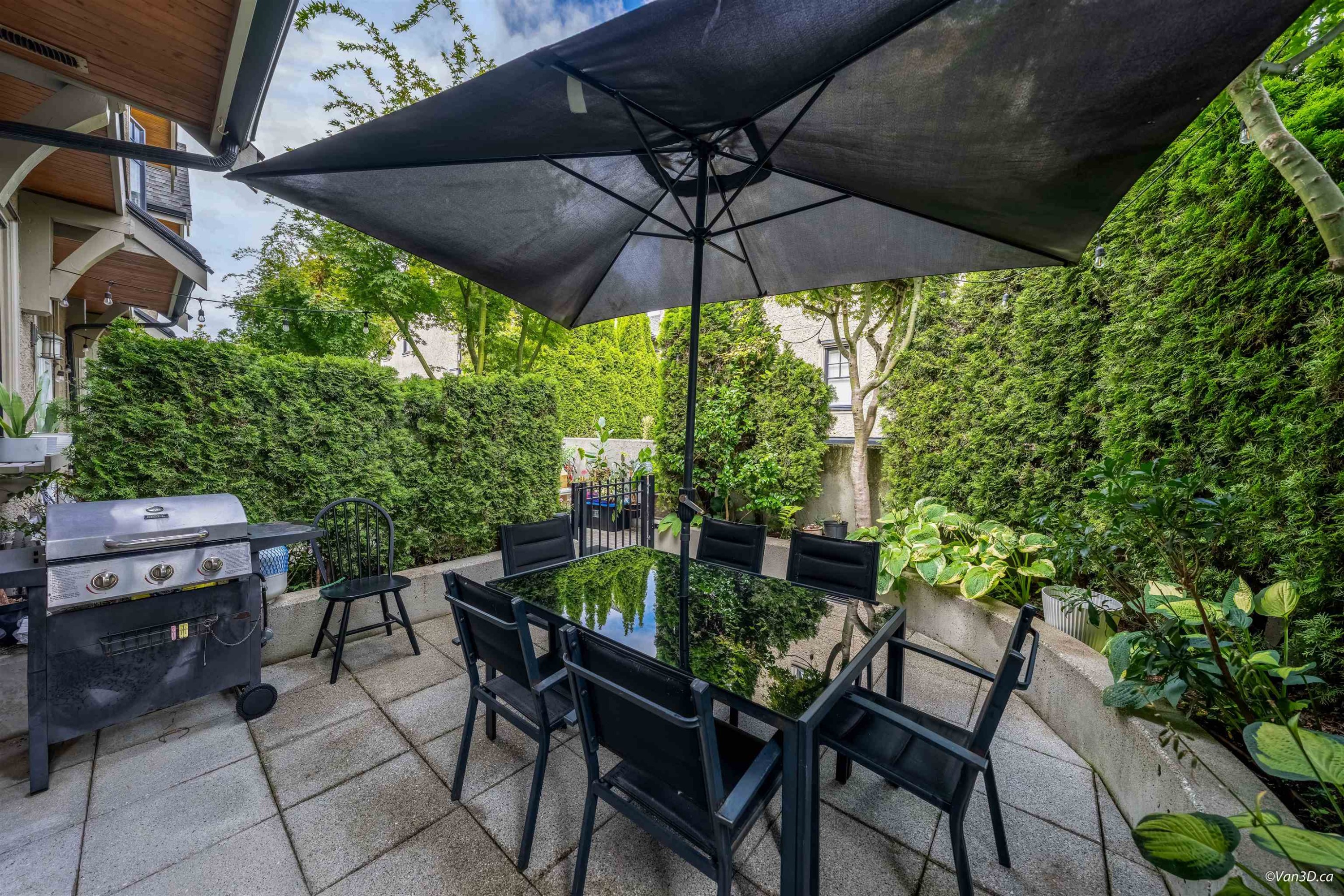 989 38Th Avenue W, Vancouver, BC