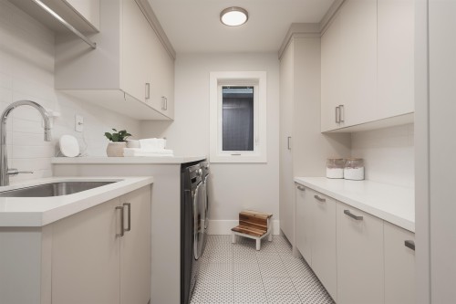 50 Dieppe Place, Vancouver, BC 