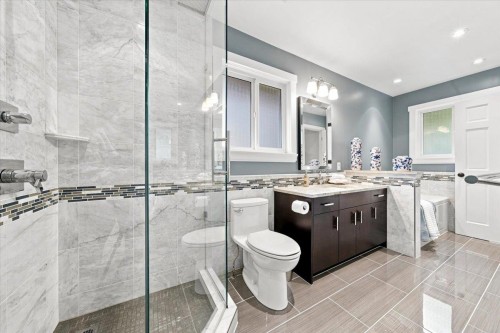976 Corona Crescent, Coquitlam, BC 