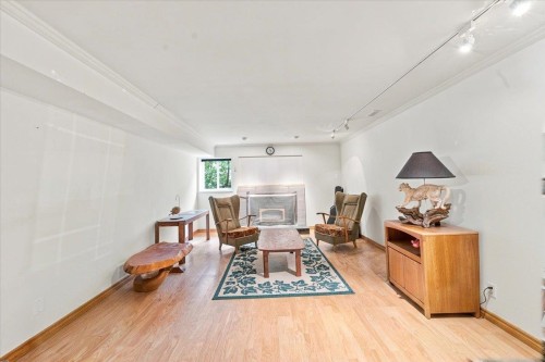 976 Corona Crescent, Coquitlam, BC 