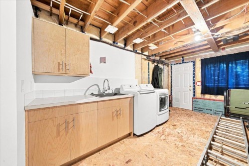 976 Corona Crescent, Coquitlam, BC 