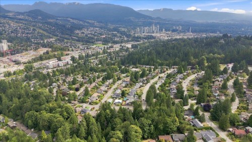 976 Corona Crescent, Coquitlam, BC 