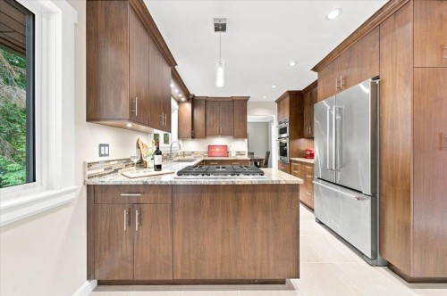 976 Corona Crescent, Coquitlam, BC 