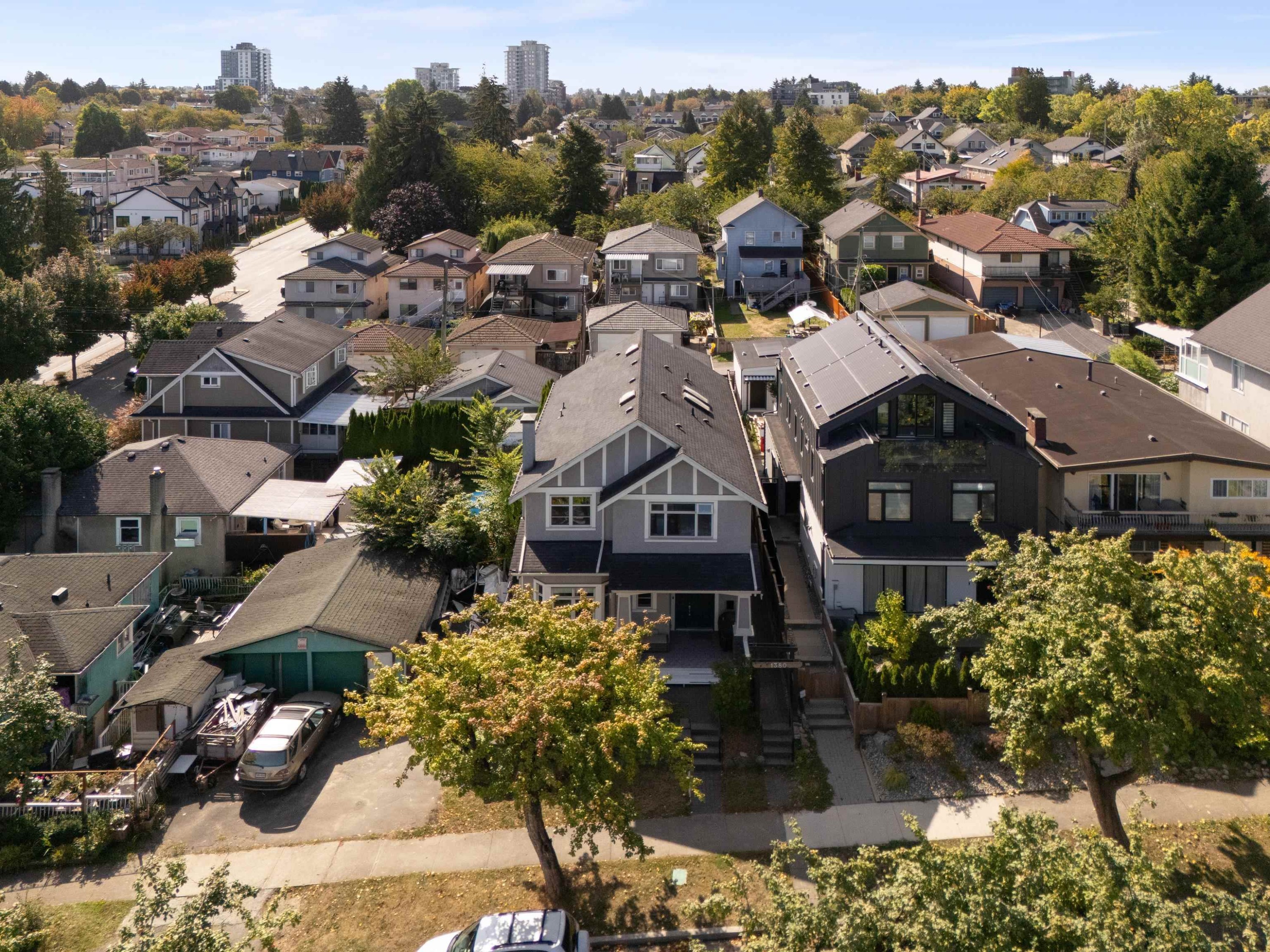 1382 17Th Avenue E, Vancouver, BC