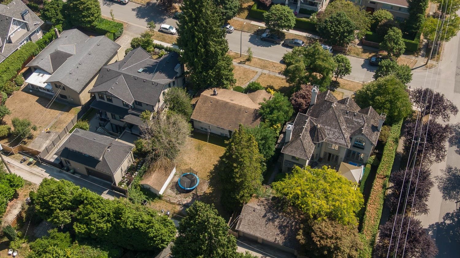 2677 35Th Avenue W, Vancouver, BC