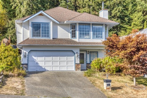 1465 Blackwater Place  Coquitlam, BC V3E 2R5
