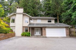 3595 Wellington Crescent  North Vancouver, BC V7R 3B3
