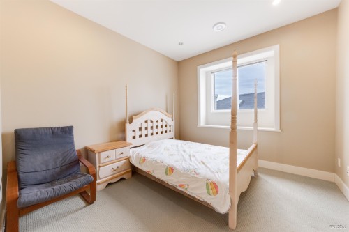 2266 20Th Avenue W, Vancouver, BC 