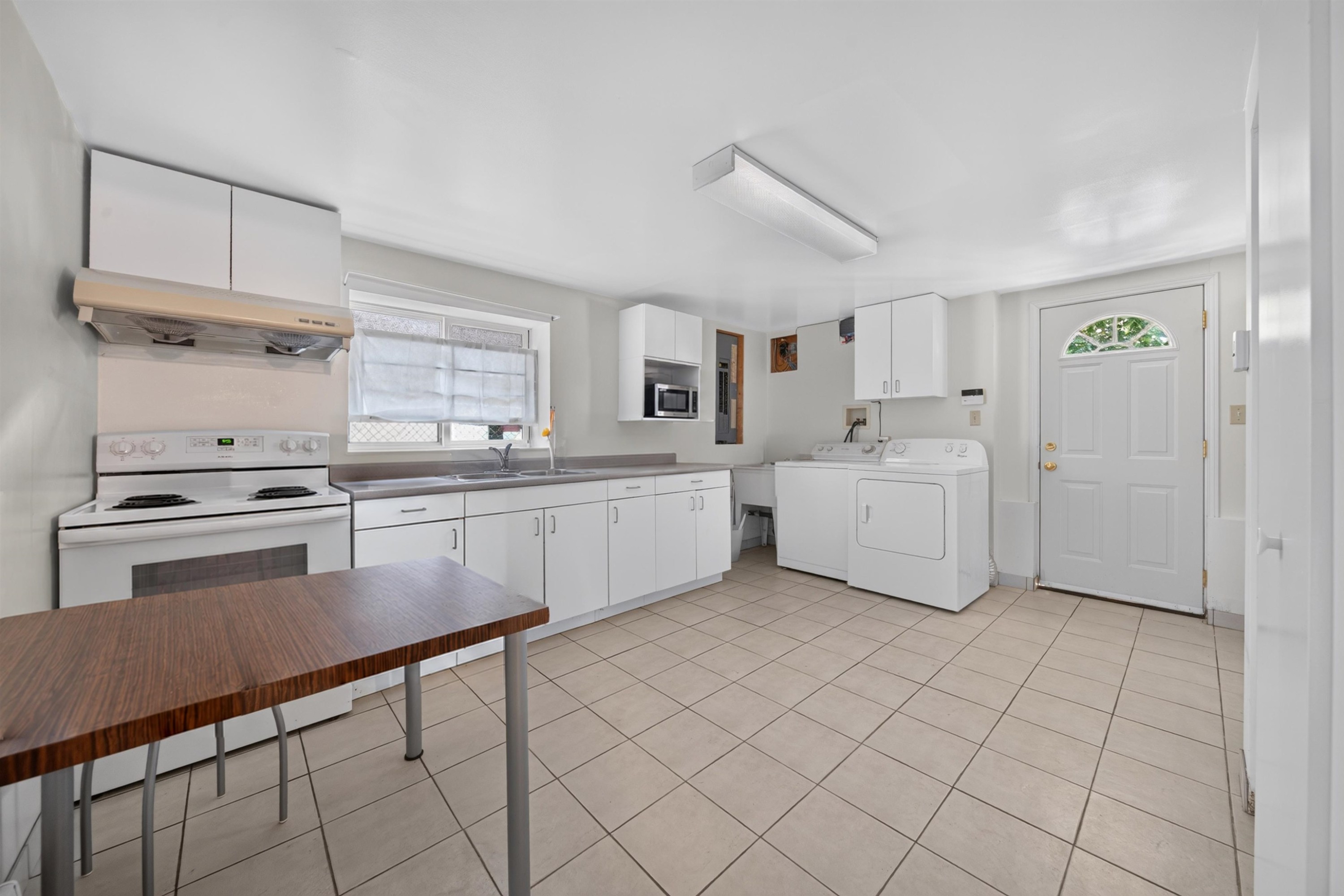 6333 Elgin Street, Vancouver, BC