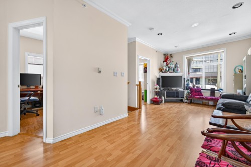 650 70Th Avenue W, Vancouver, BC 