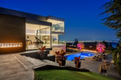 2331 Westhill Drive  West Vancouver, BC V7S 2Z2