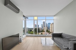 2006-6588 Nelson Avenue Burnaby, BC V5H 0E8