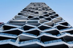 406-889 Pacific Street Vancouver, BC V6C 1Z3