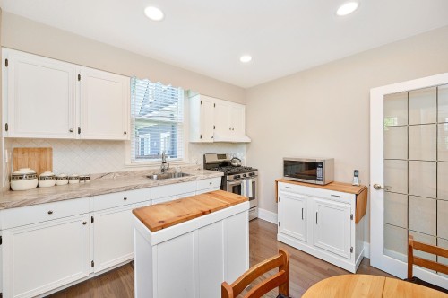 81 19Th Avenue E, Vancouver, BC 
