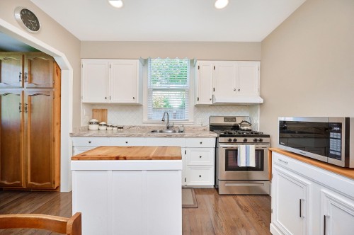 81 19Th Avenue E, Vancouver, BC 