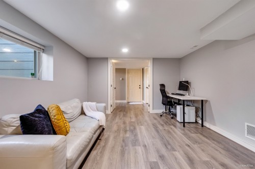 2245 Gale Avenue, Coquitlam, BC 