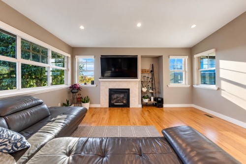 2245 Gale Avenue, Coquitlam, BC 