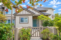 32-3880 Westminster Highway  Richmond, BC V7C 5S1