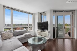 623-4078 Knight Street Vancouver, BC V5N 5Y9