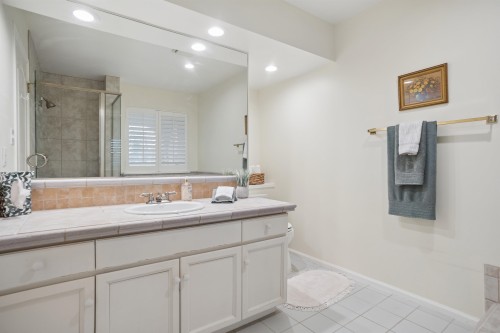 7561 Manitoba Street, Vancouver, BC 