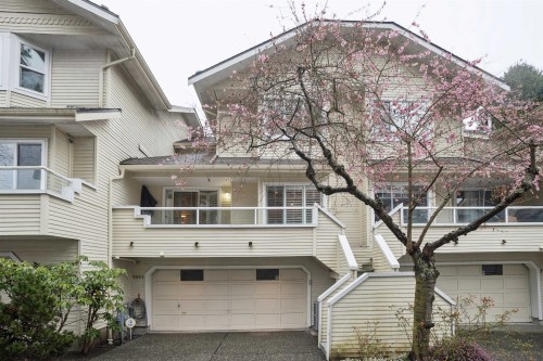 7561 Manitoba Street, Vancouver, BC 