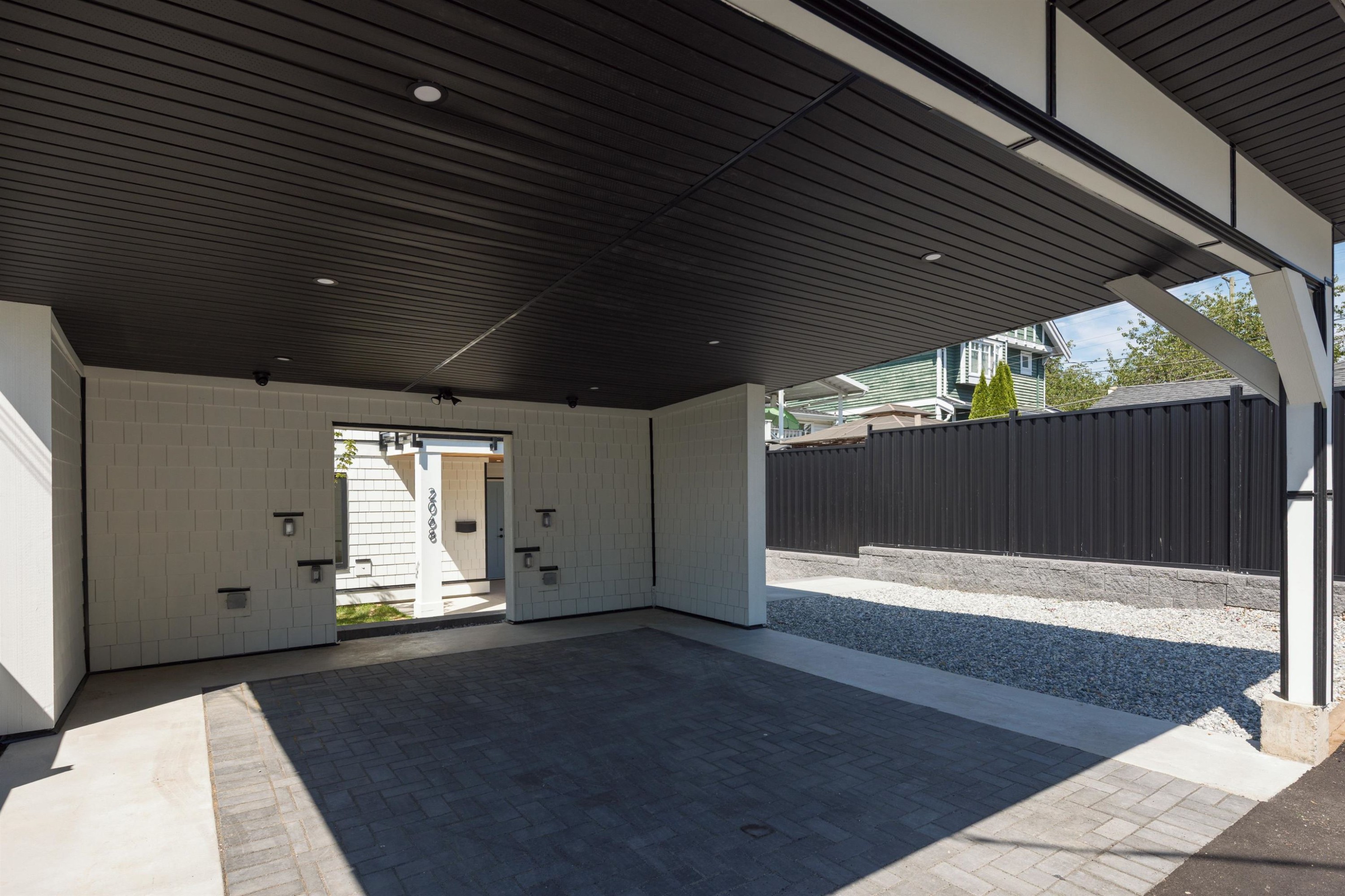 2066 1St Avenue E, Vancouver, BC