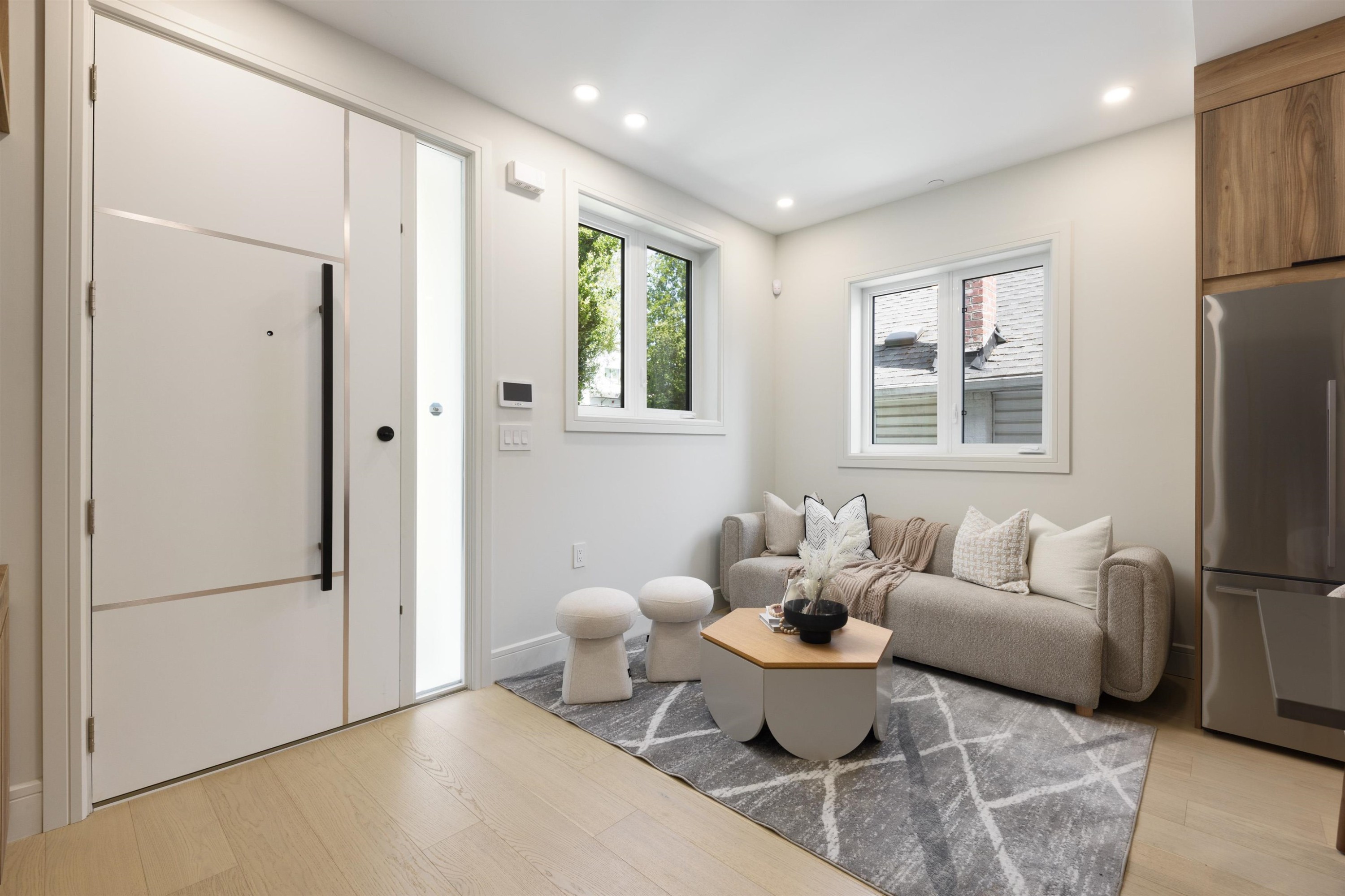 2066 1St Avenue E, Vancouver, BC