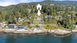 3721 Sunset Lane  West Vancouver, BC V7V 1N3