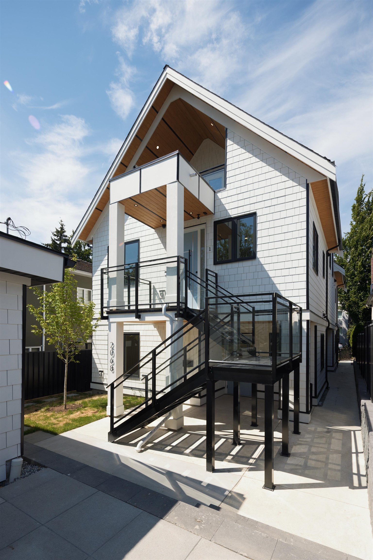 2068 1St Avenue E, Vancouver, BC