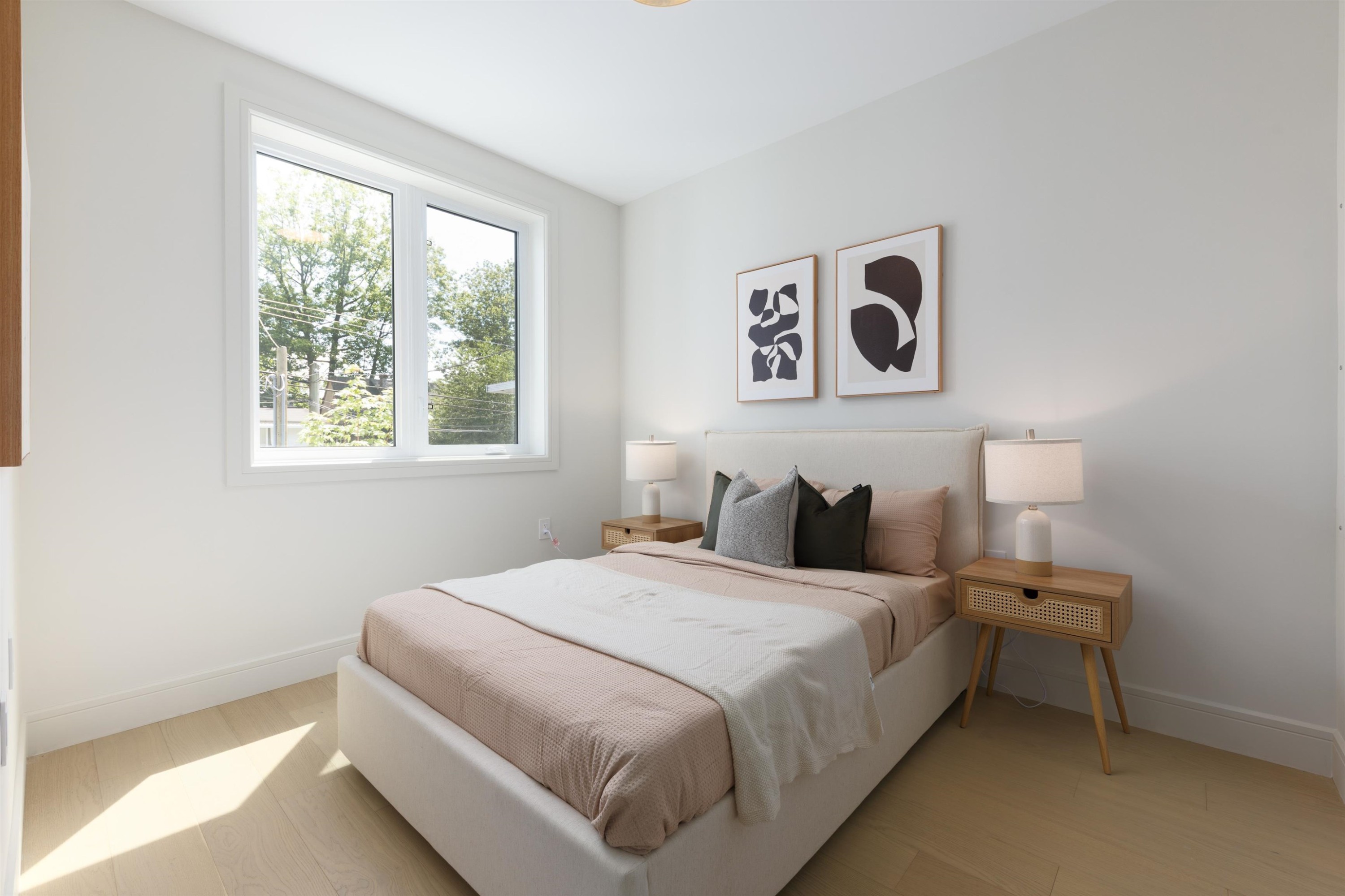 2068 1St Avenue E, Vancouver, BC