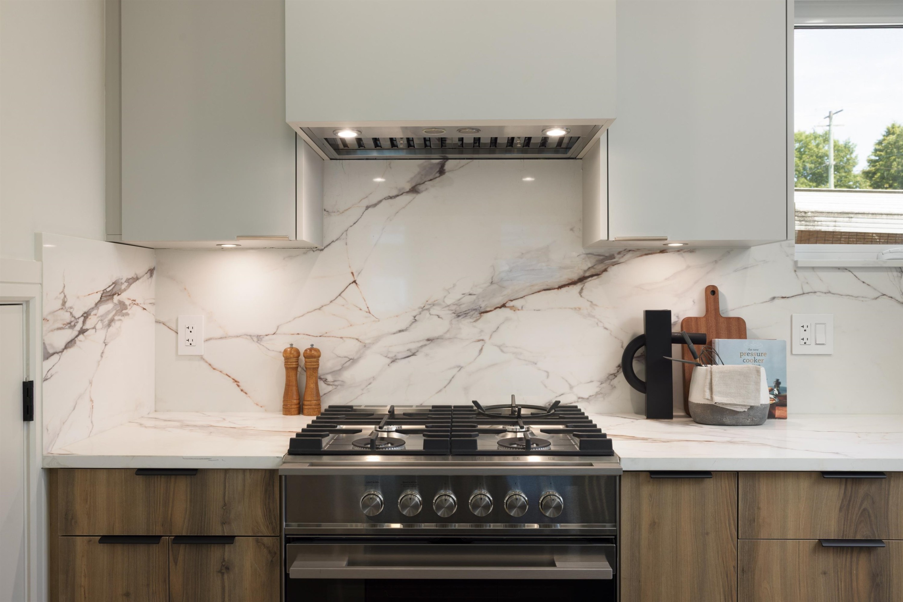 2068 1St Avenue E, Vancouver, BC