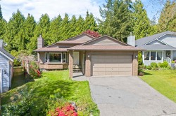 3336 Manning Crescent  North Vancouver, BC V7H 2R6