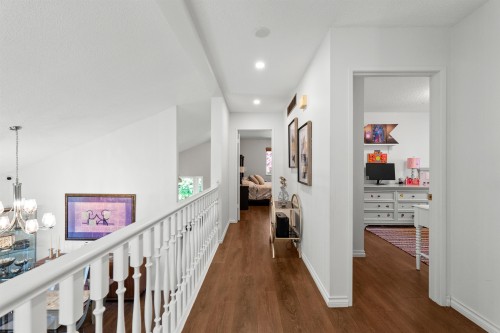 3336 Manning Crescent, North Vancouver, BC 