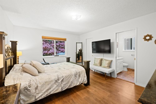 3336 Manning Crescent, North Vancouver, BC 