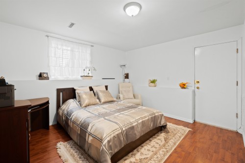 3336 Manning Crescent, North Vancouver, BC 