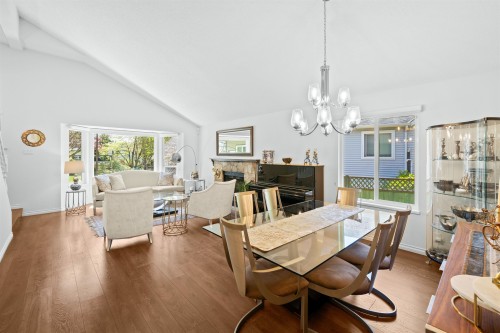 3336 Manning Crescent, North Vancouver, BC 