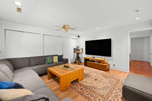 3336 Manning Crescent, North Vancouver, BC 